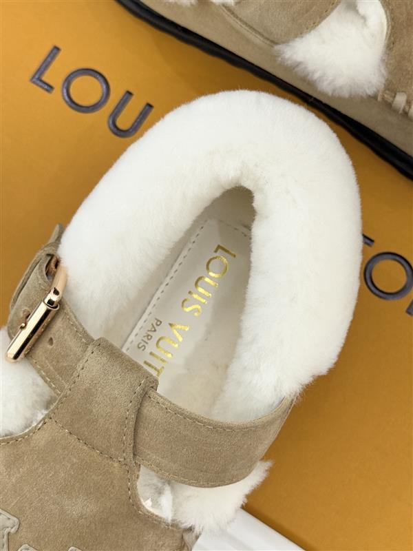 2025126113535145 310